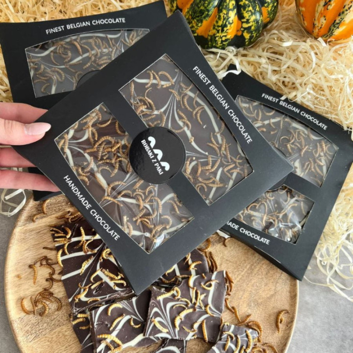 Czekolada Pajęczynka z robakami 154 g